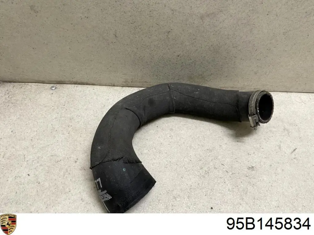 Патрубок интеркулера 95B145834 Porsche