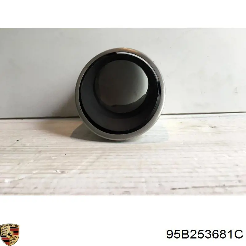 95B253681C Porsche 