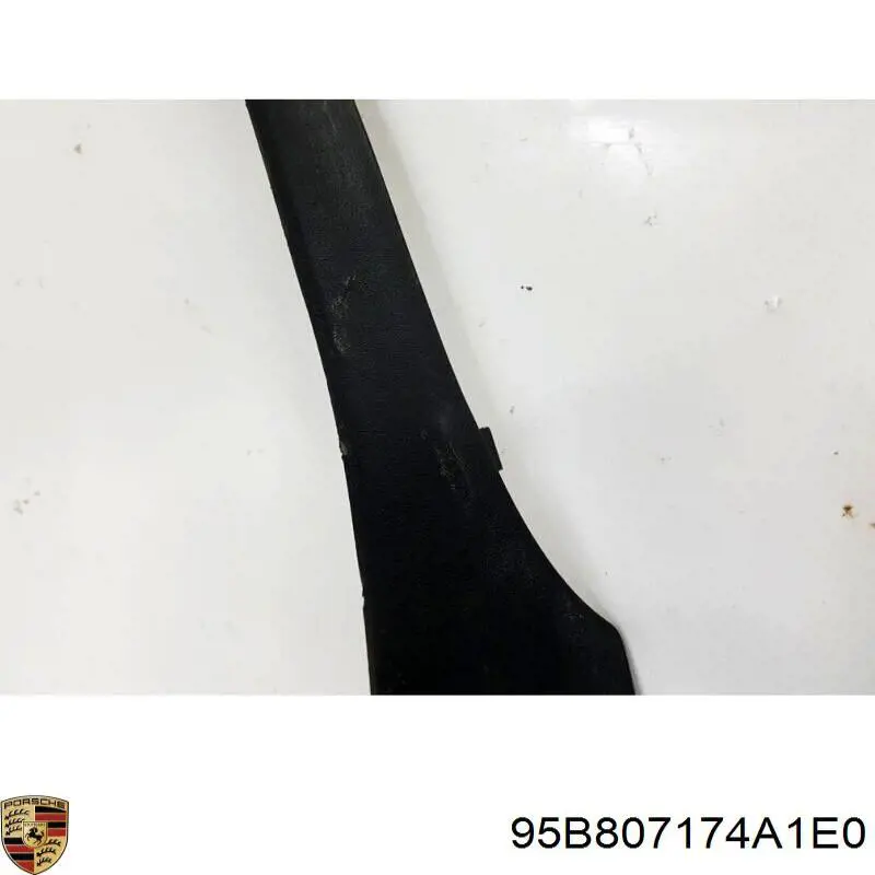  Porsche 95B807174A1E0 цена, от 19.00 USD
