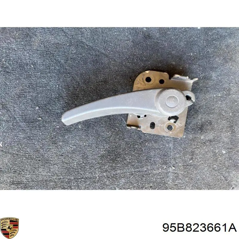 Ручка открывания капота 95B823661A VAG