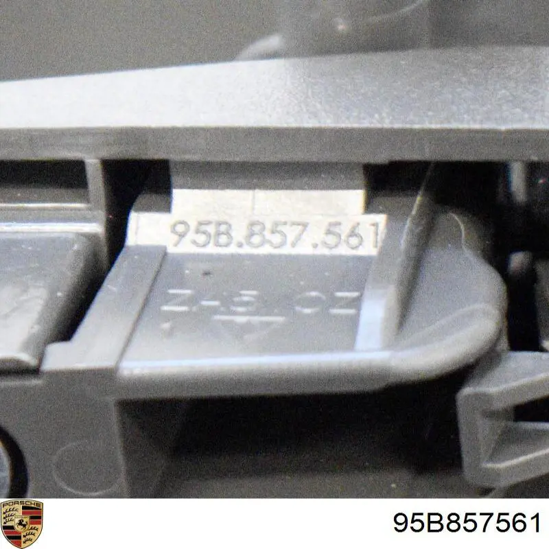  Porsche 95B857561