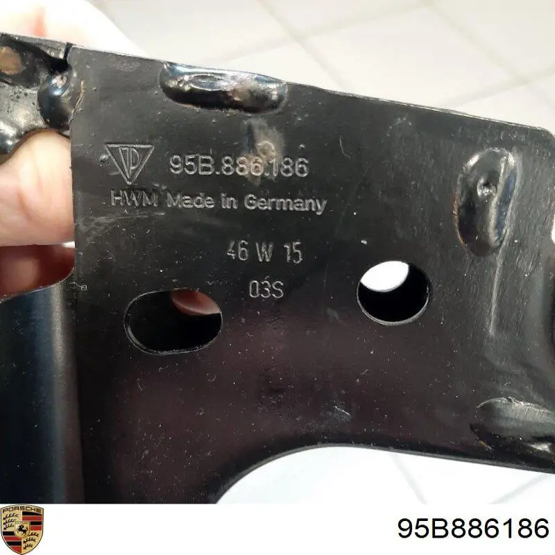  Porsche 95B886186 цена, от 15.25 USD