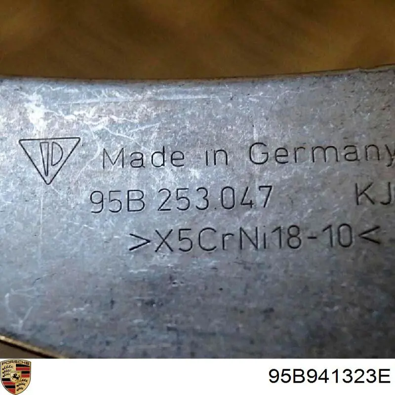 Уплотнитель фары левой Porsche 95B941323B цена, от 47.50 USD