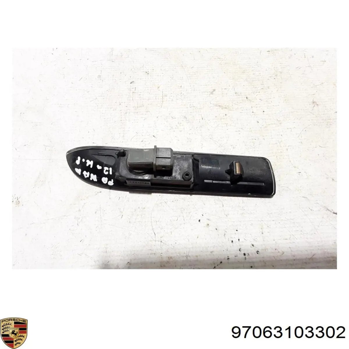 97063103302 Porsche 