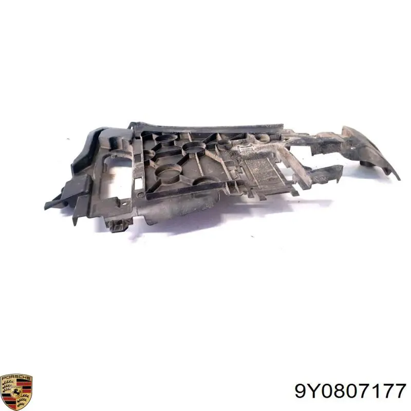Направляющая переднего бампера левая Porsche 9Y0807177 цена, от 67.80 USD
