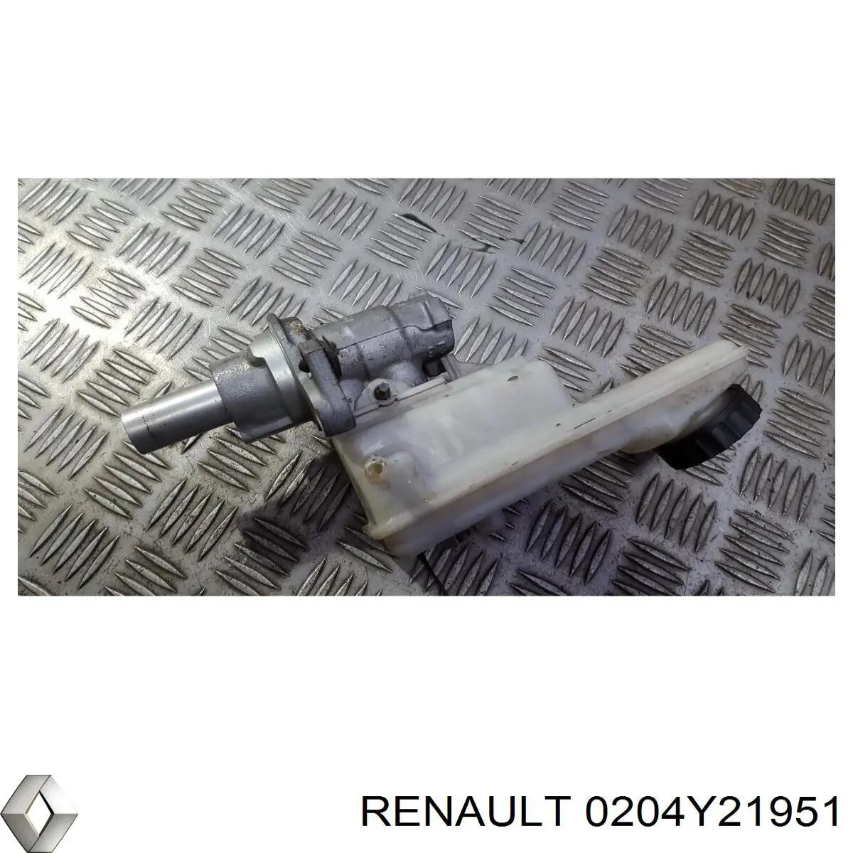 0204Y21951 Renault (RVI) Цилиндр тормозной, главный
