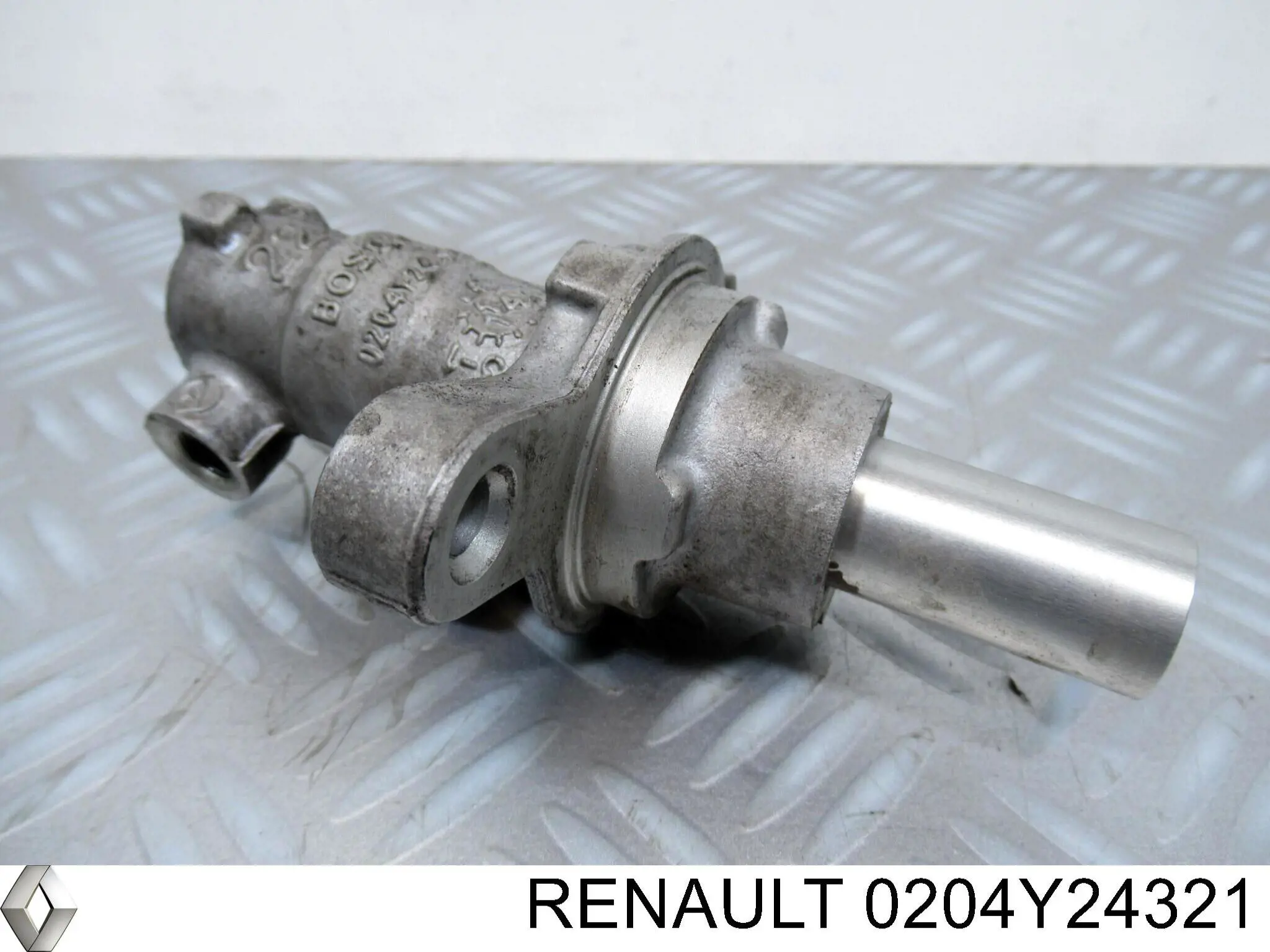 Купить 0204Y24321 Renault (RVI) 