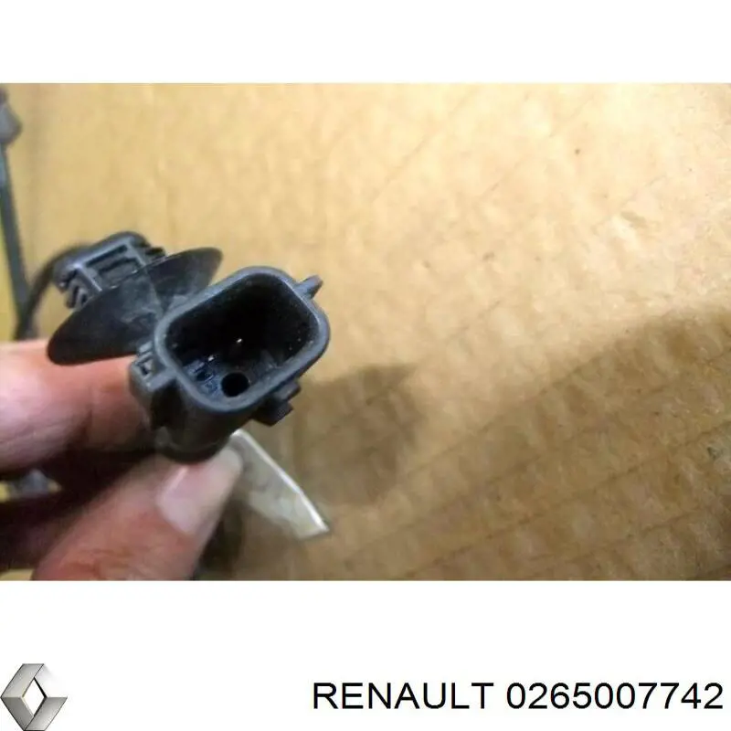 Передний датчик АБС Renault (RVI) 0265007742 цена, от 12.71 USD
