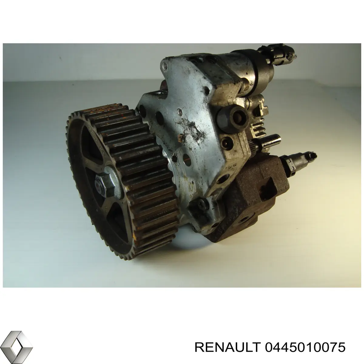 Насос топливный высокого давления Renault (RVI) 0445010075