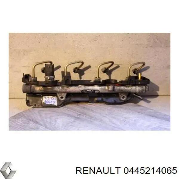 Распределитель топлива (рампа) на Renault Scenic GRAND III 