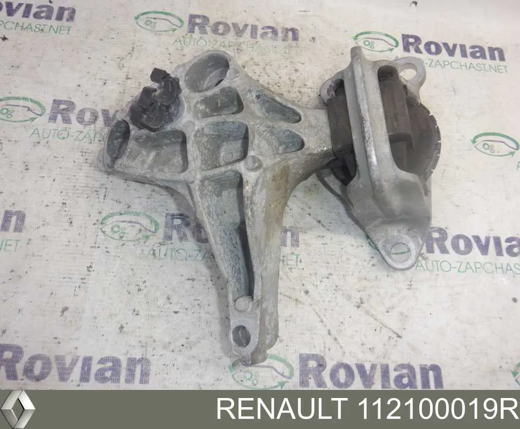 112100019R Renault (RVI) подушка (опора двигателя правая)