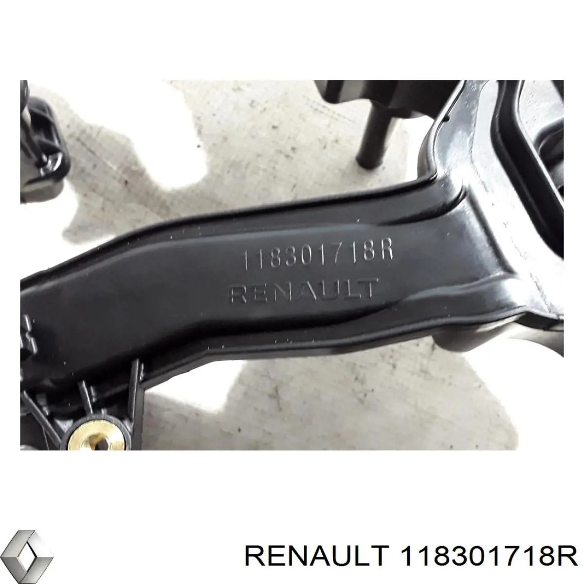 Купить 118301718R Renault (RVI) 