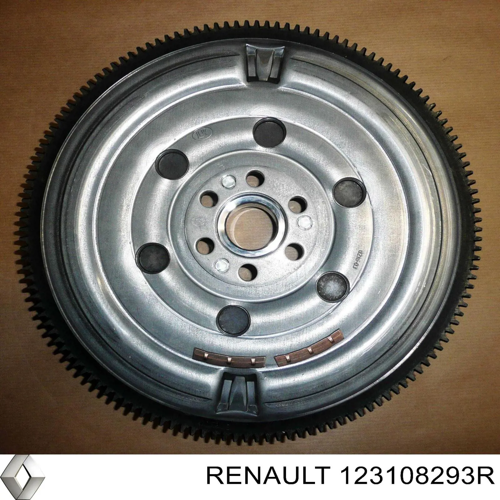 123108293R Renault (RVI) volante de motor
