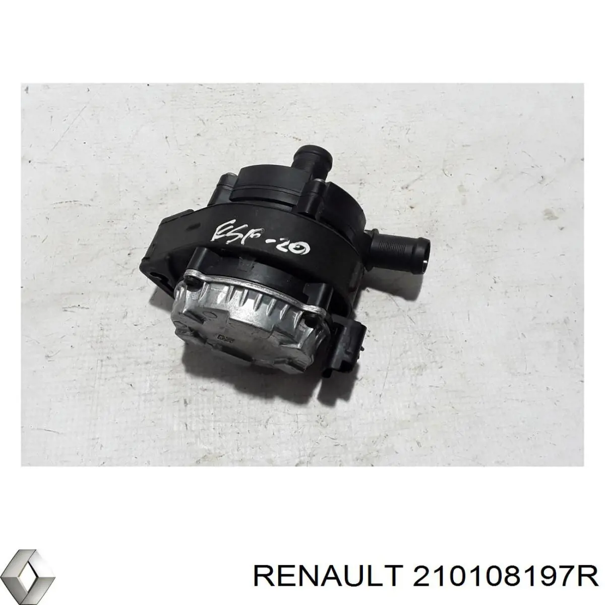 210108197R Renault (RVI) Насос водяной
