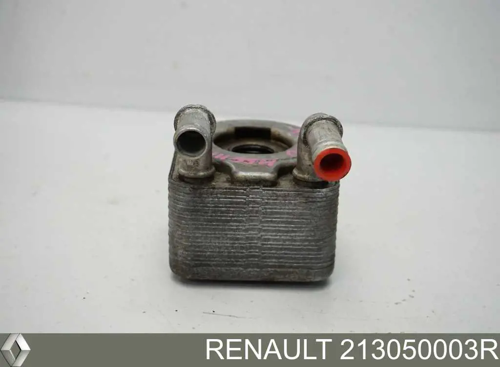 Масляный радиатор 213050003R Renault (RVI)