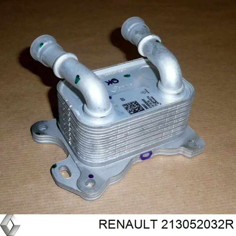 213052032R Renault (RVI) радиатор масляный