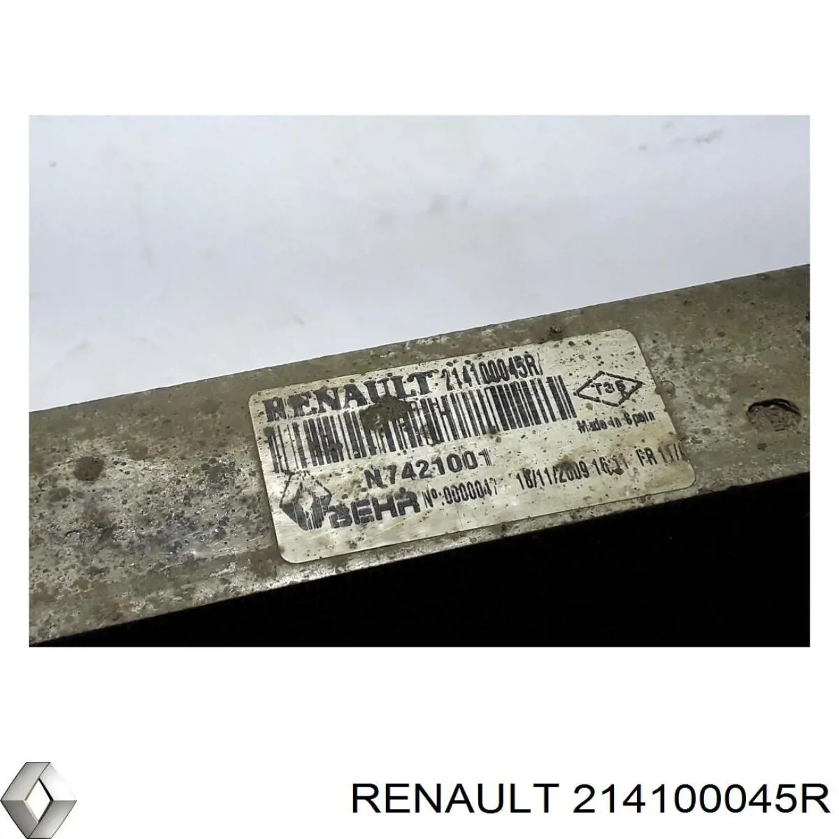 Радиатор охлаждения двигателя дополнительный 214100045R Renault (RVI)