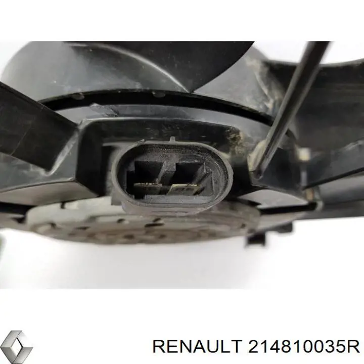 Электровентилятор охлаждения в сборе (мотор+крыльчатка) на Renault Laguna III 