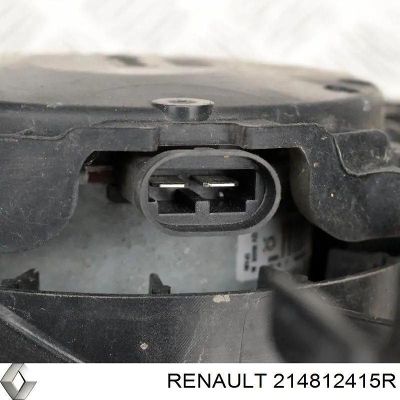 Электровентилятор охлаждения в сборе Renault (RVI) 214812415R цена, от 29.37 USD