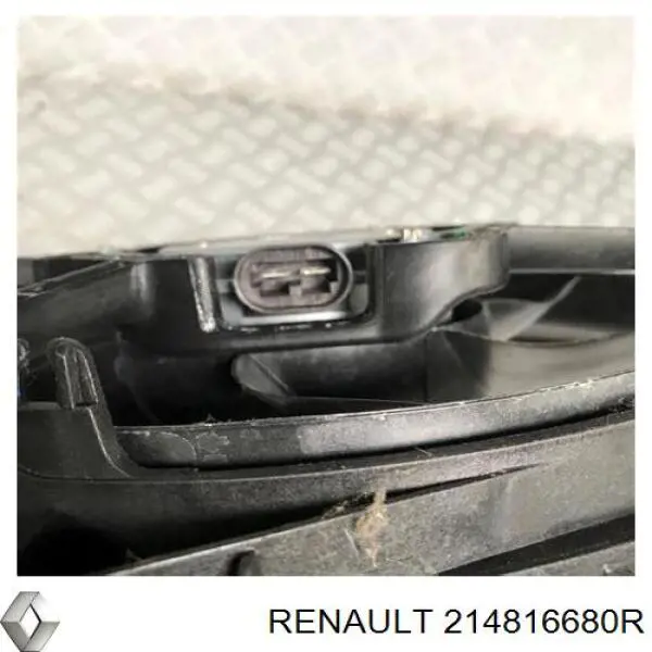 Диффузор вентилятора в сборе с мотором и крыльчаткой 214816680R Renault (RVI)