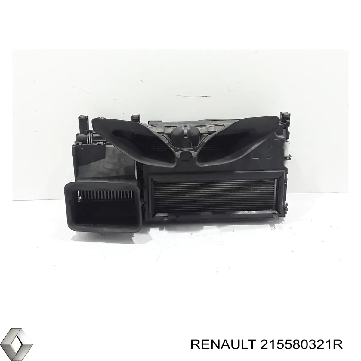 Воздуховод/дефлектор радиатора, верхний Renault (RVI) 215580321R