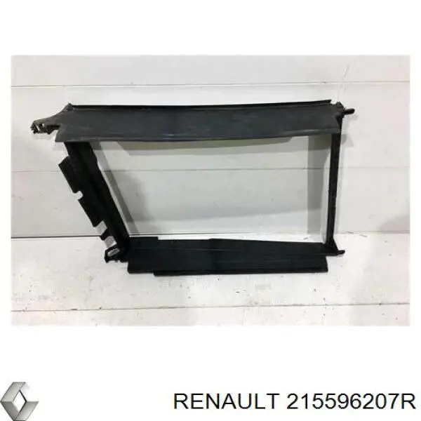 Купить 215596207R Renault (RVI) Дефлектор радиатора