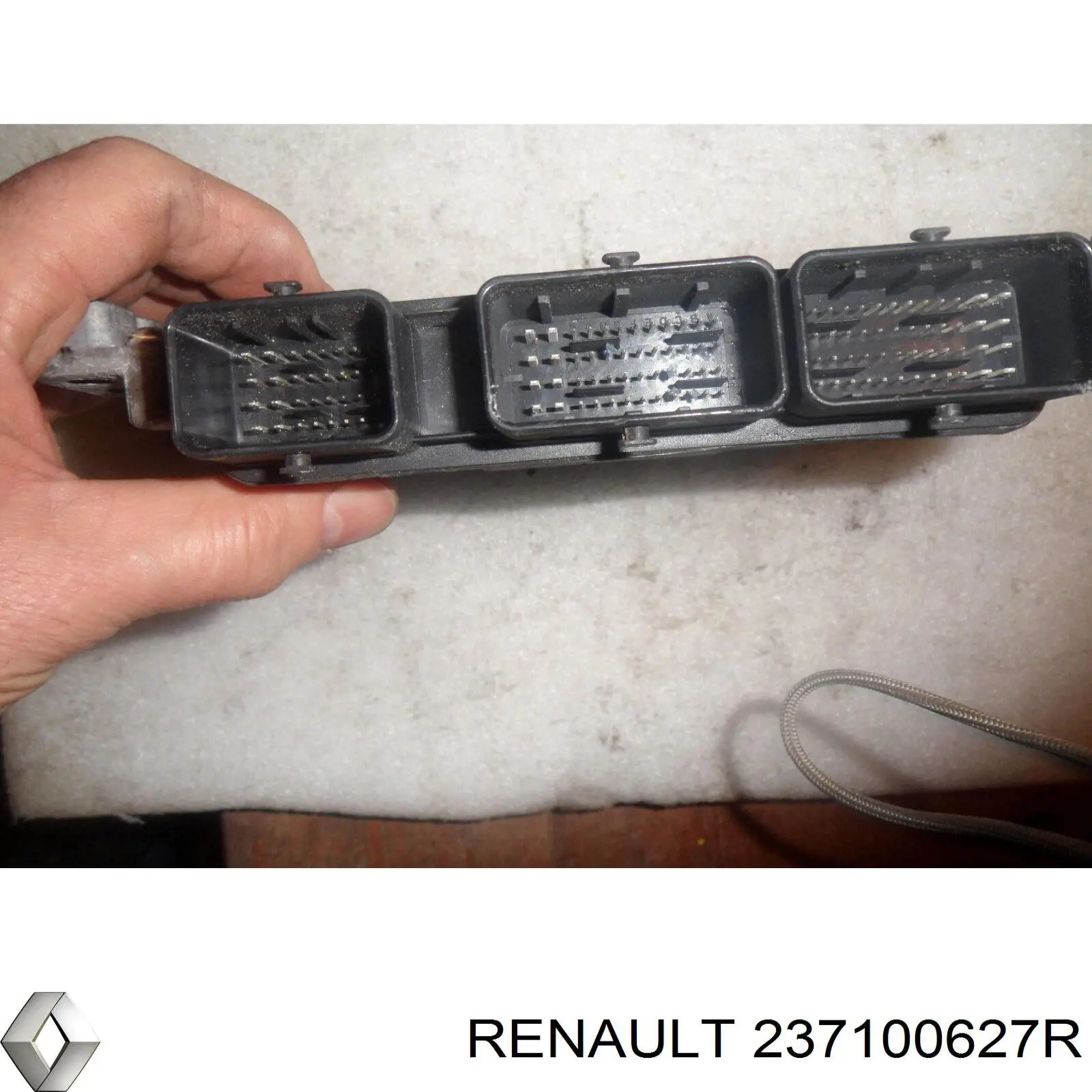 Купить 237101588R Renault (RVI) Электронный блок управления двигателем