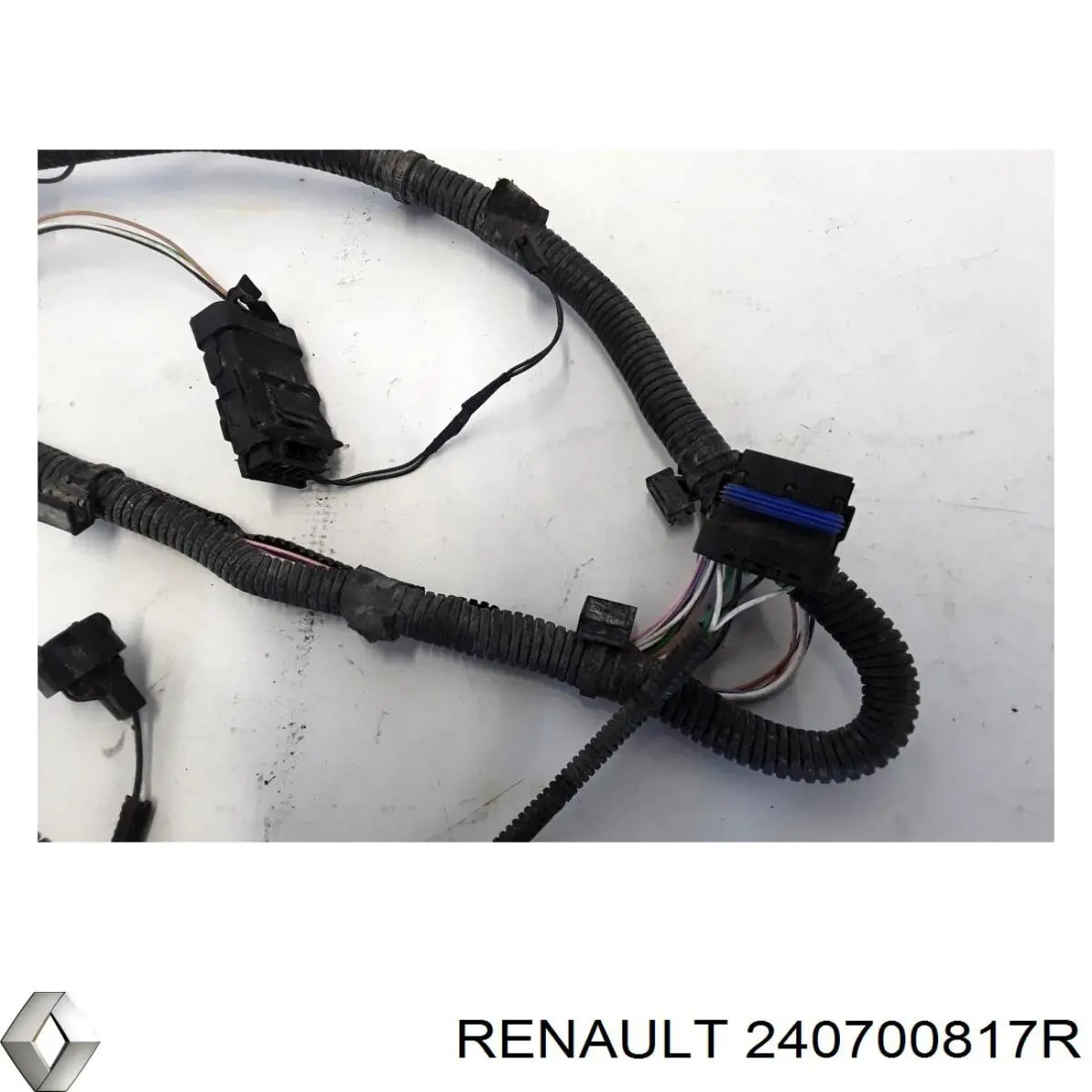Купить 240700817R Renault (RVI) 