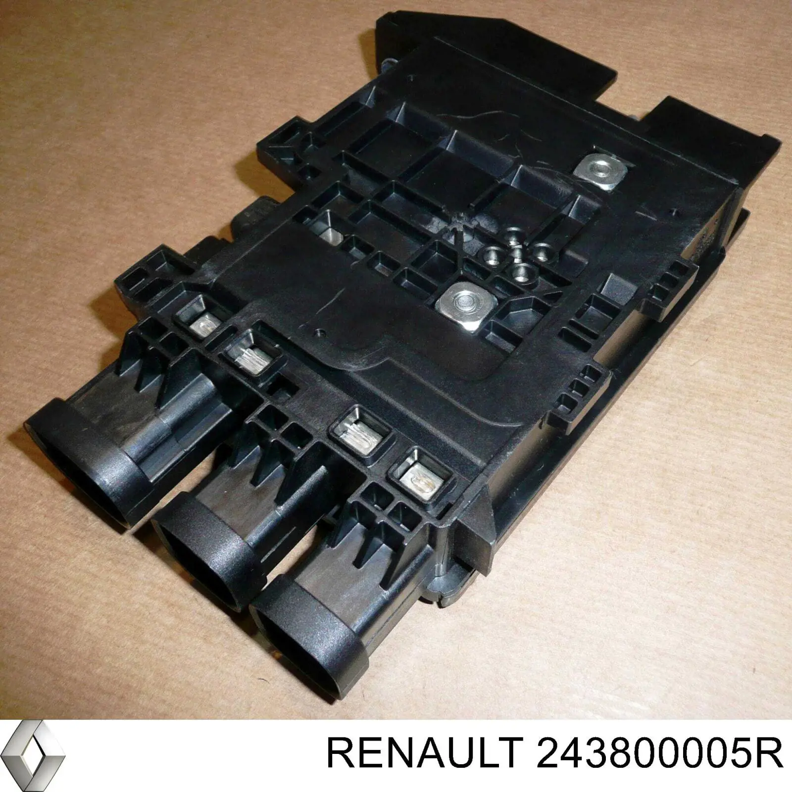 Купить 243800005R Renault (RVI) Монжатный блок реле