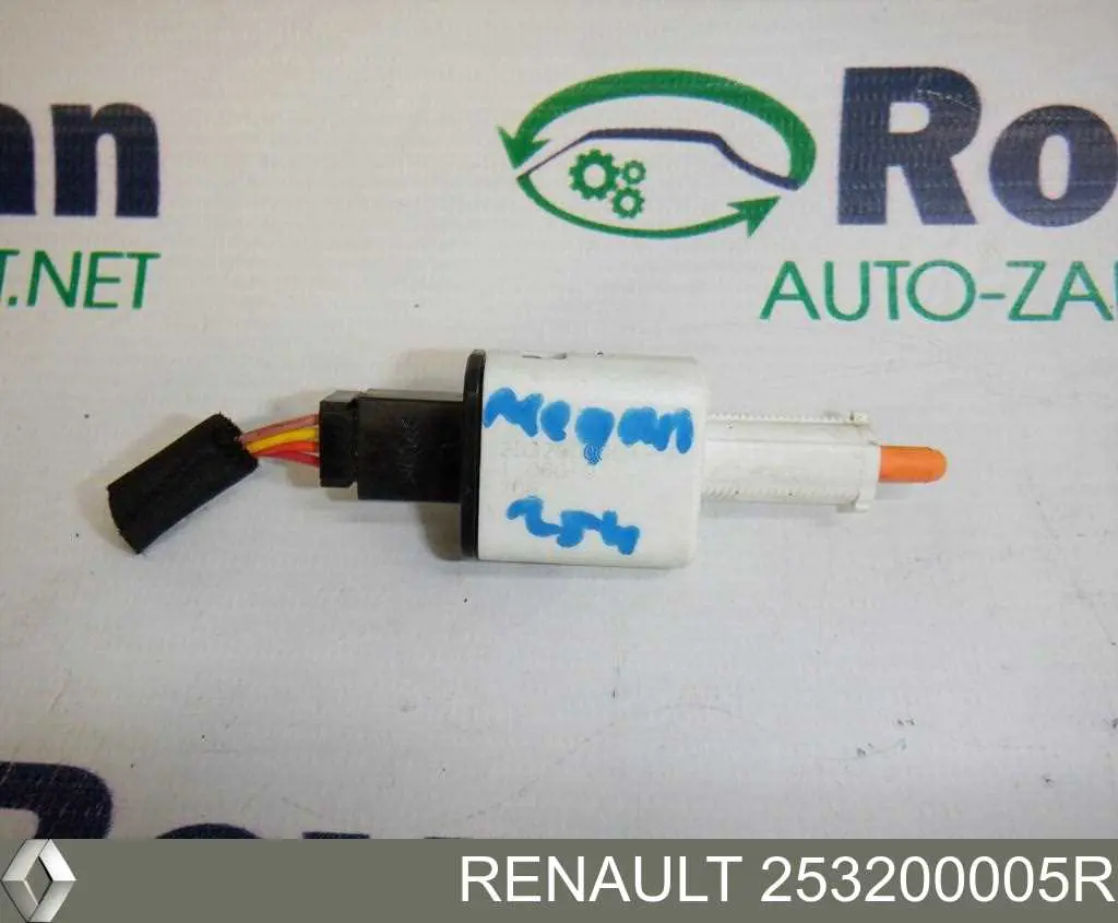 Датчик стоп сигнала 253200005R Renault (RVI)