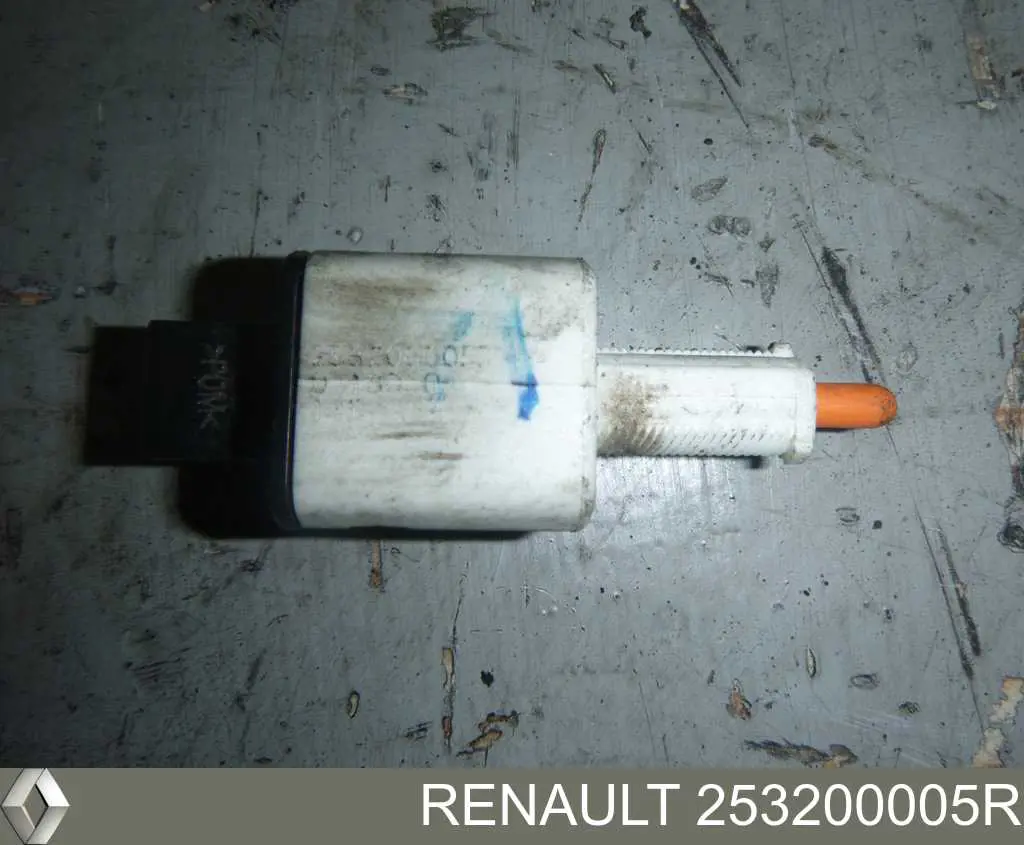 253200005R Renault (RVI) Датчик тормоза