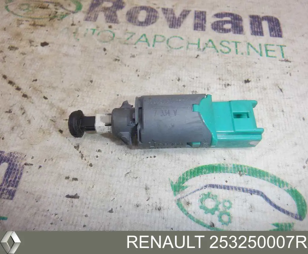 Датчик включения сцепления Renault (RVI) 253250007R