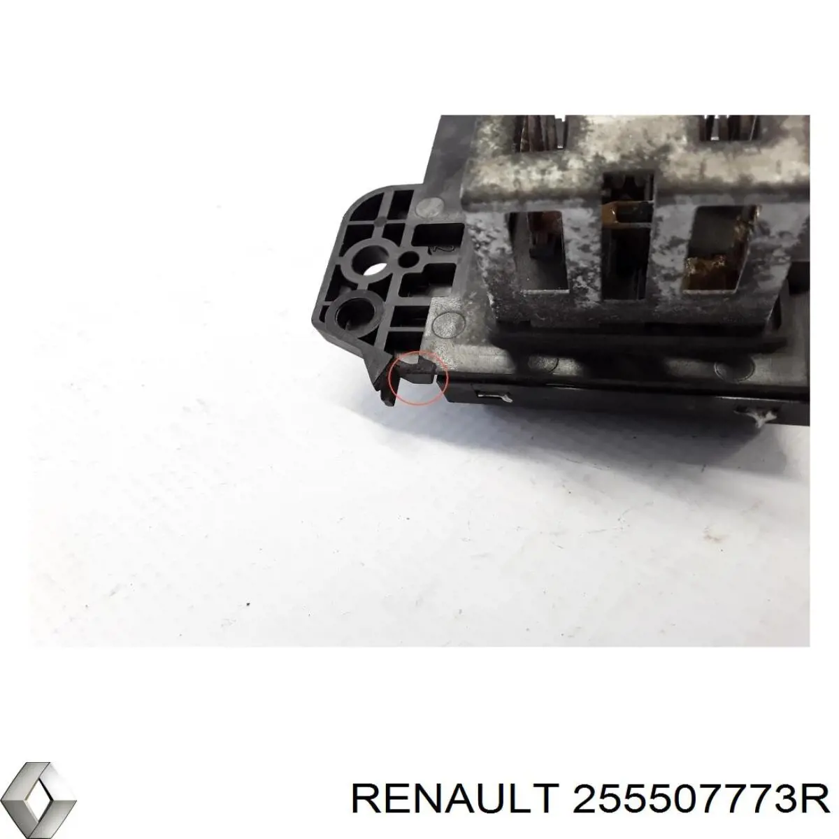 Купить 255507773R Renault (RVI) 