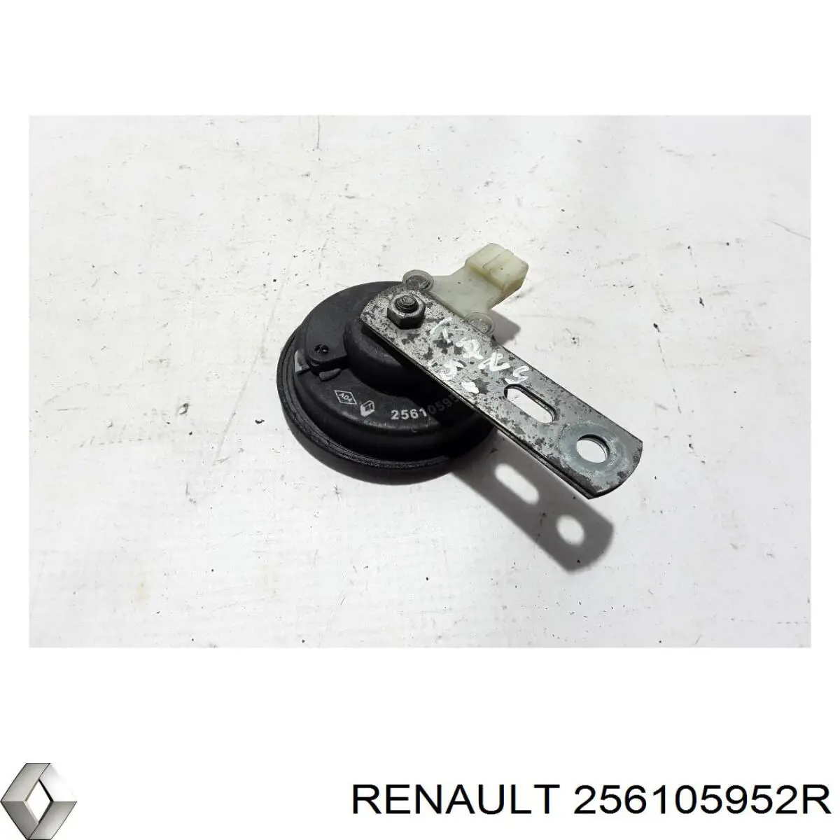 Купить 256105952R Renault (RVI) 