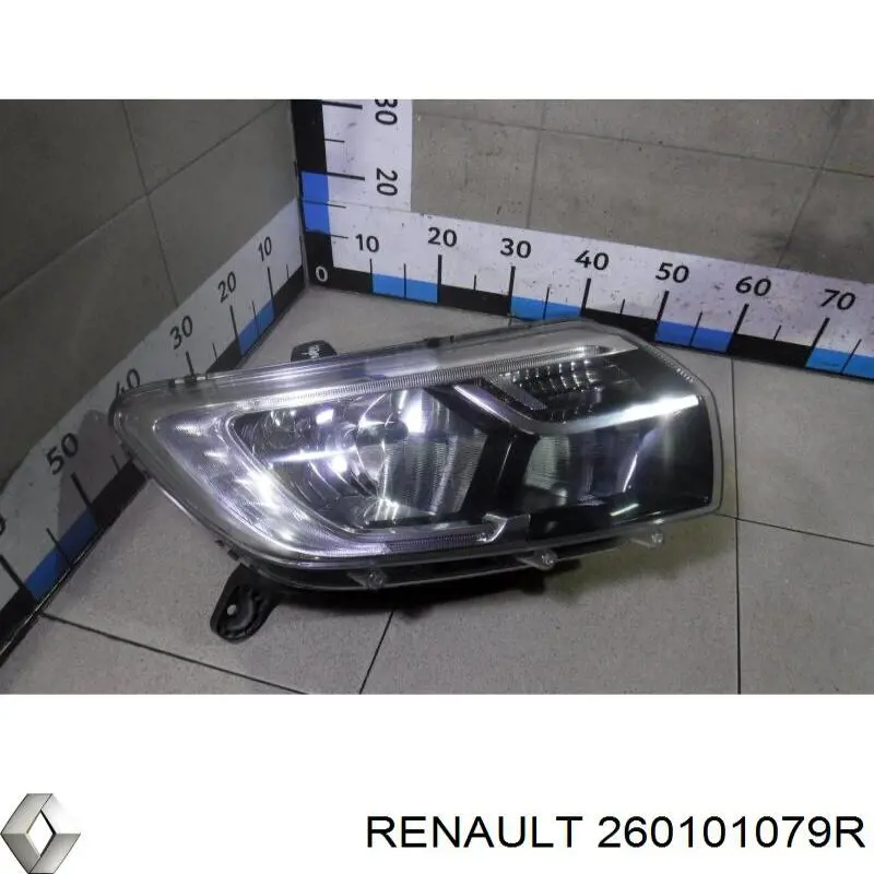 Правая блок фара Renault (RVI) 260101079R цена, от 137.68 USD
