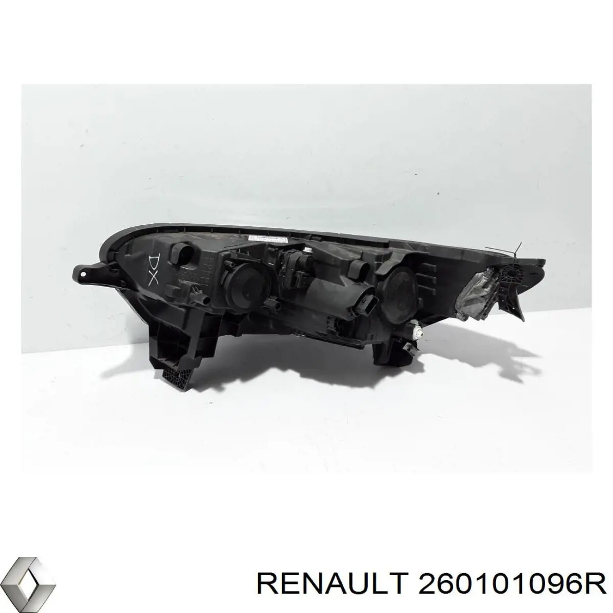 Правая блок фара Renault (RVI) 260101096R цена, от 317.43 USD