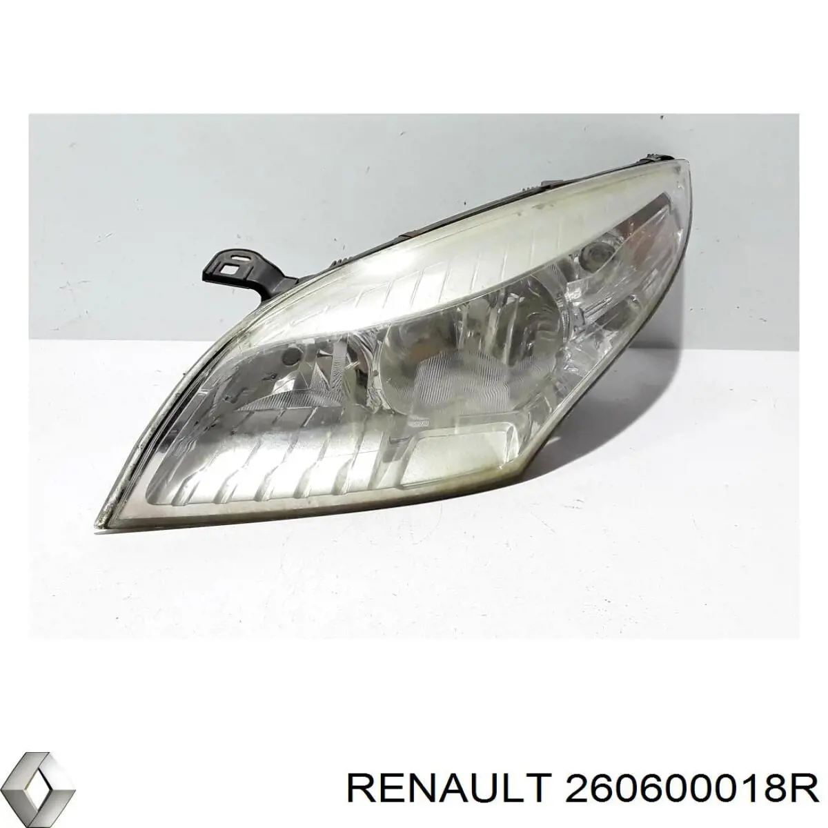  260600018R Renault (RVI)