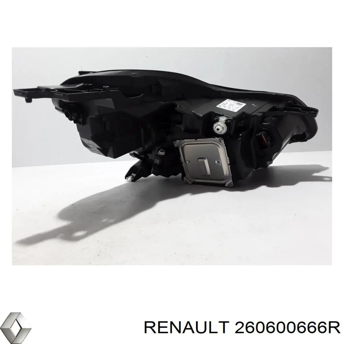 Фара левая Renault (RVI) 260600666R цена, от 832.47 USD