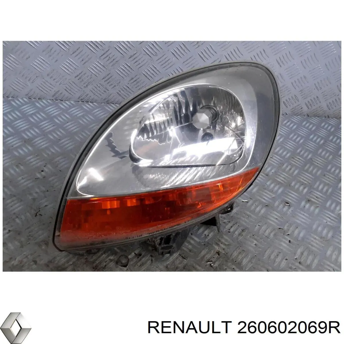 Фара правая 260602069R Renault (RVI)