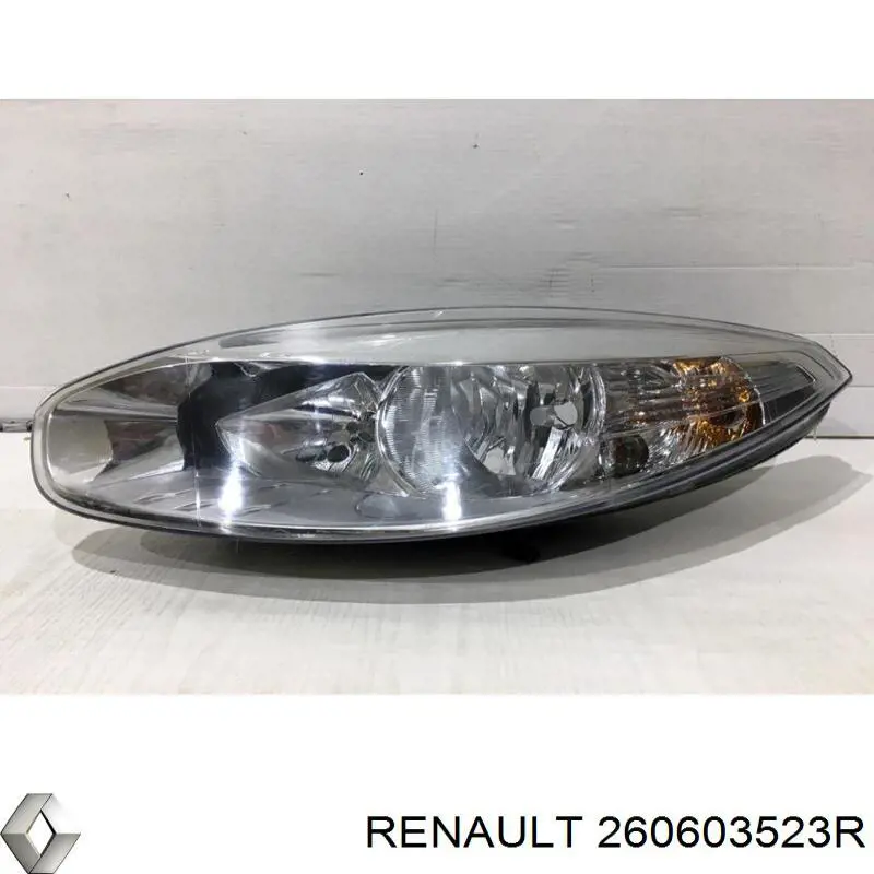 260603523R Renault (RVI) фара левая