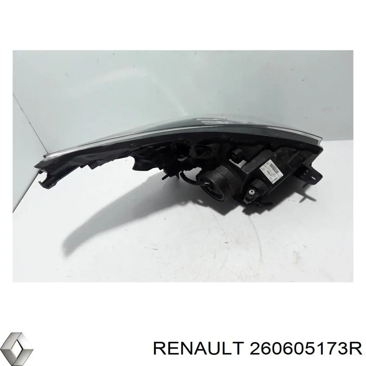 Купить 260605173R Renault (RVI) Фара левая передняя