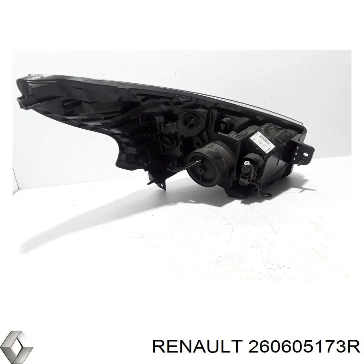 Левая фара 260605173R Renault (RVI)