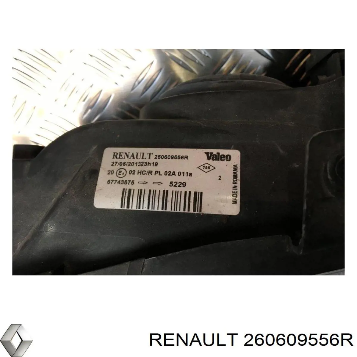 Фара левая Renault (RVI) 260609556R цена, от 39.46 USD