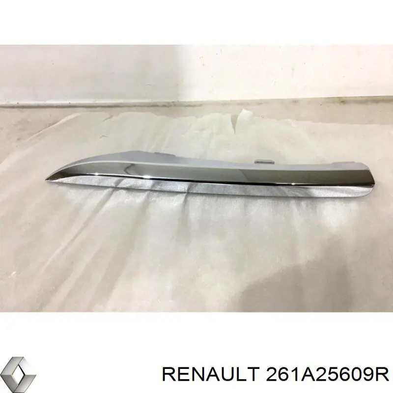 261A25609R Renault (RVI) moldura direita do pára-choque dianteiro