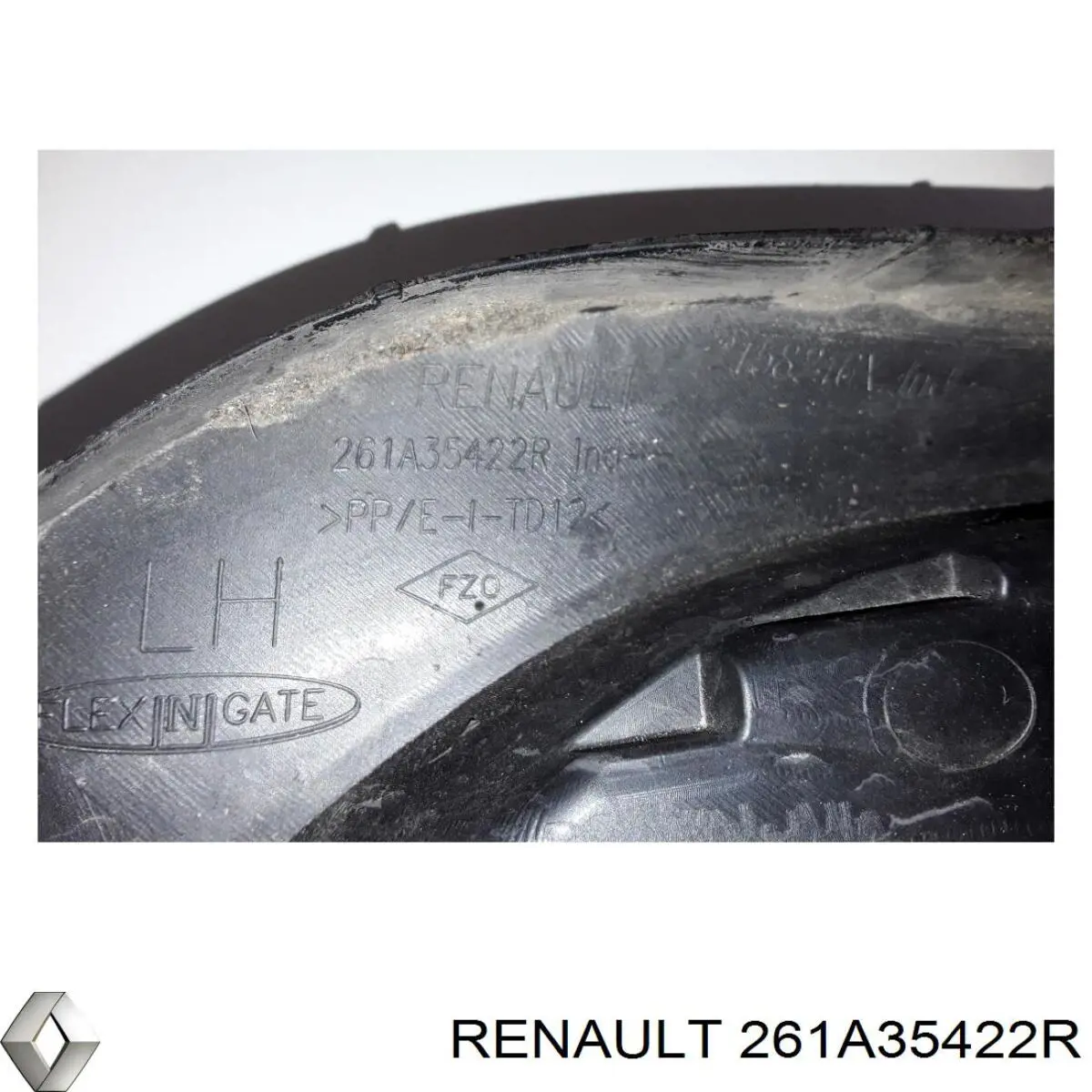 261A35422R Renault (RVI) Заглушка противотуманок, левая