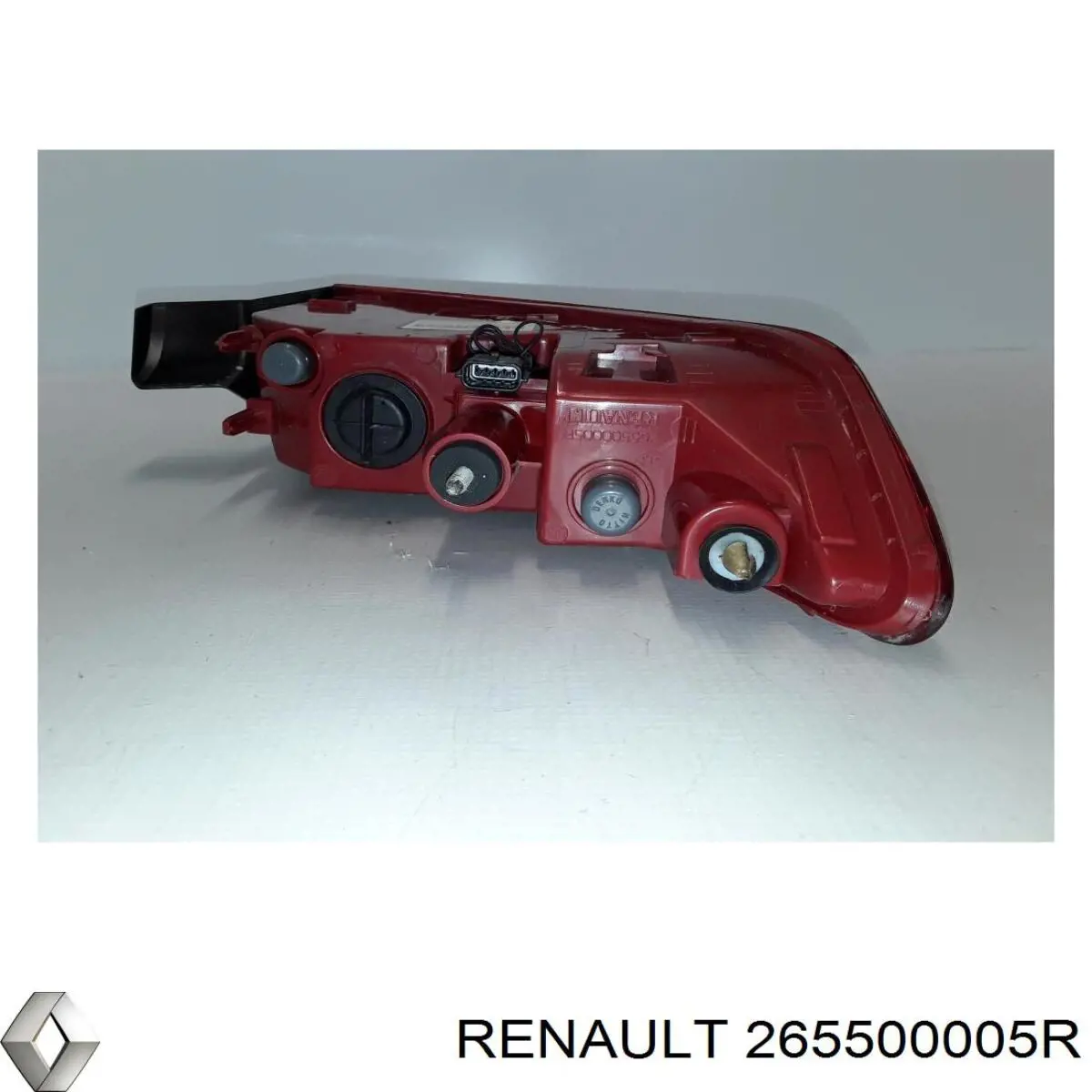Фара задняя правая внешняя Renault (RVI) 265500005R цена, от  USD