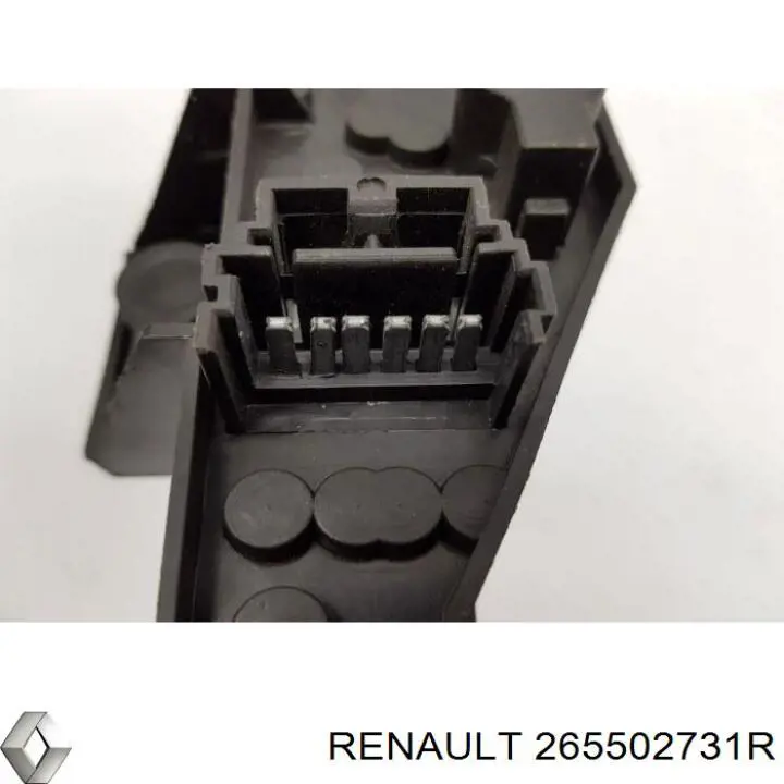 Фонарь задний правый внешний 265502731R Renault (RVI)