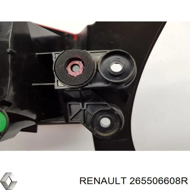 Фонарь задний правый внешний 265506608R Renault (RVI)