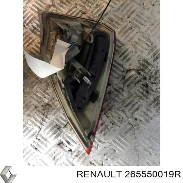 265550019R Renault (RVI) фонарь задний левый внешний