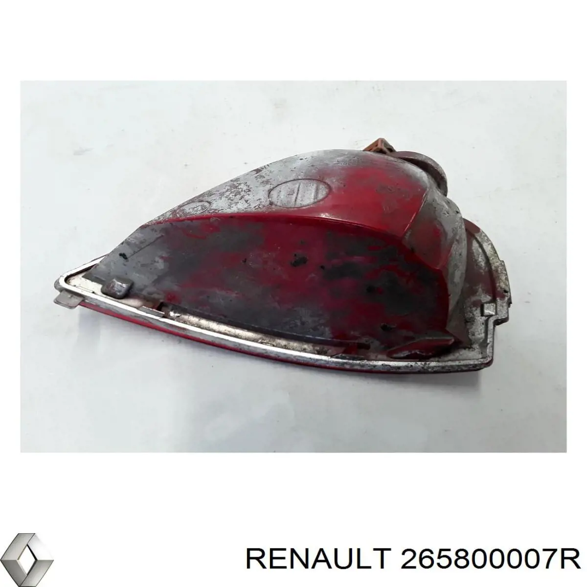 Противотуманнка задняя, правая Renault (RVI) 265800007R